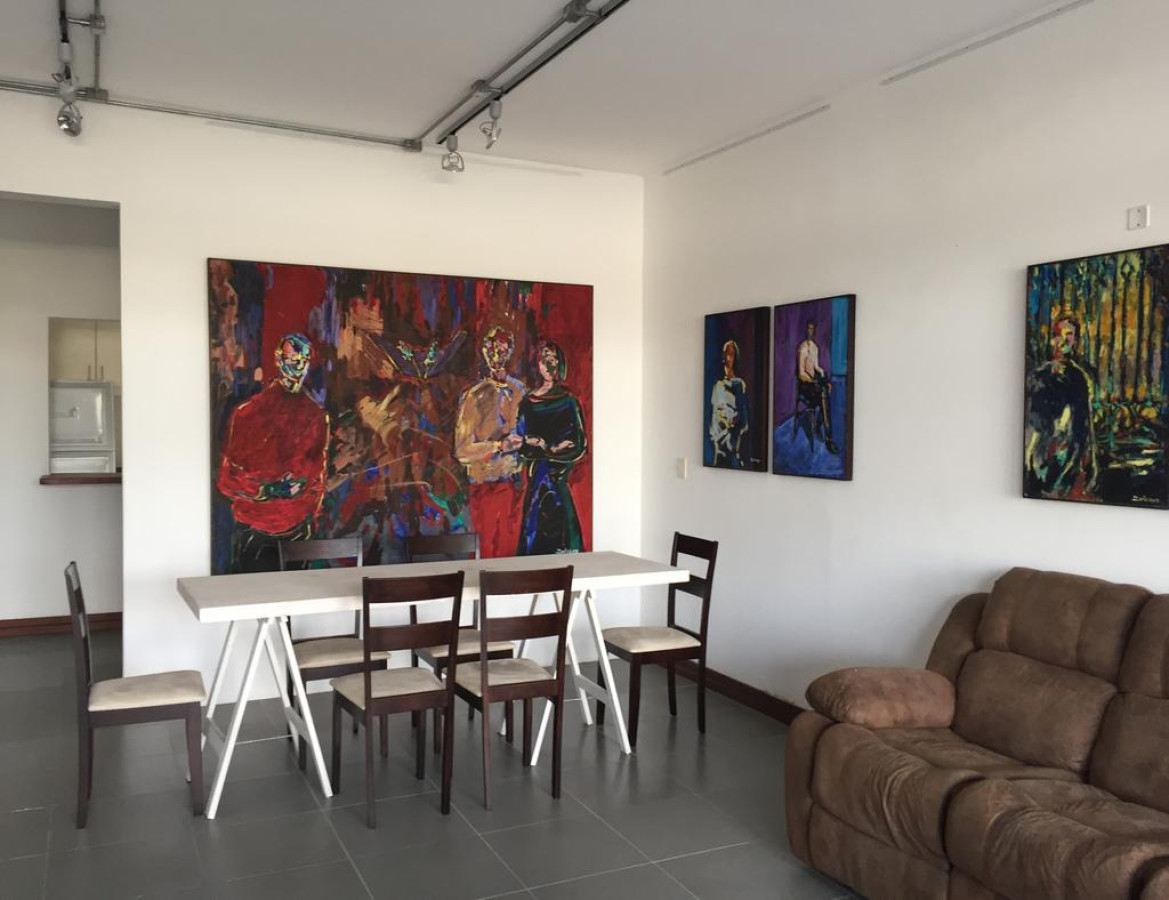 Apartamento en Manantiales.