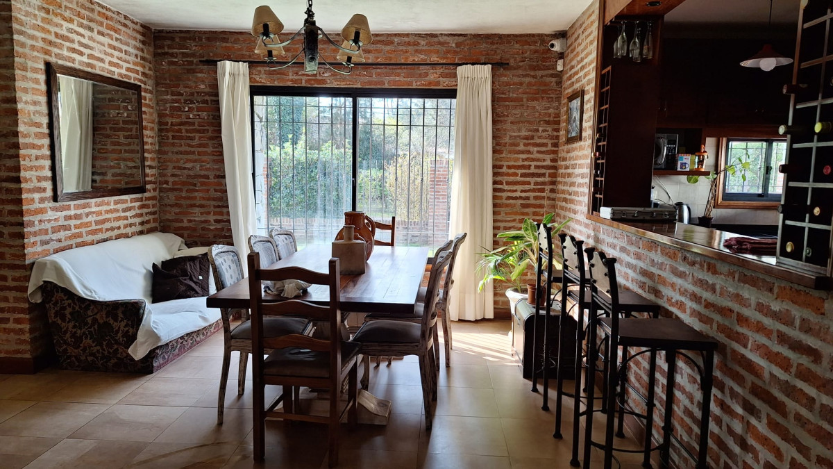 Casa en Pinares, Punta del Este.