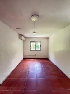 Gran local en venta, Maldonado