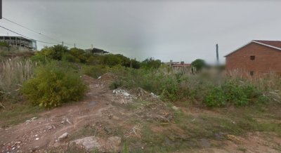 Terreo próximo a Manantiales 