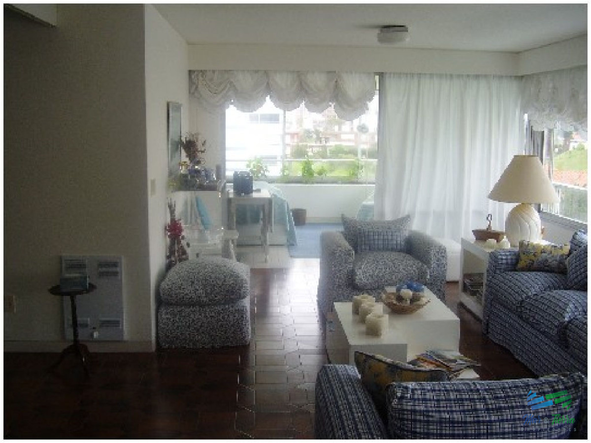 Brava - GoPunta - Portal Inmobiliario de Punta del Este - Maldonado