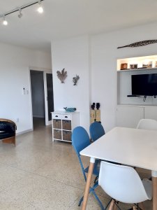 Oportunidad en venta con vista al mar, totalmente reciclado