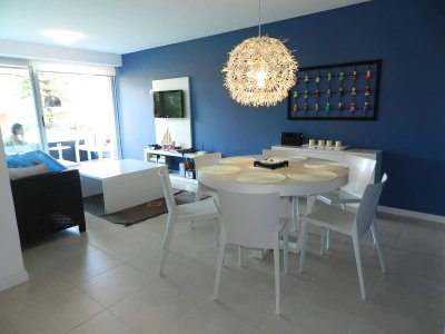 Vendo apartamento 3 dormitorios en Mansa, zona Conrad, Punta del Este