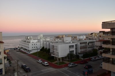 Funcional Apartamento en venta Península, Punta del Este 