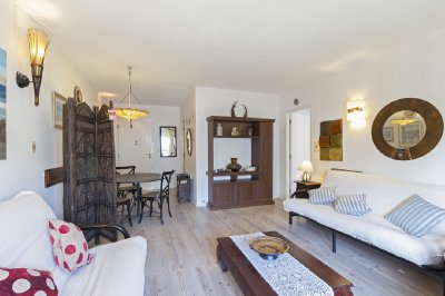 Apartamento en venta, en Península.. a pocos metros del mar y de la plaza de los Artesanos.