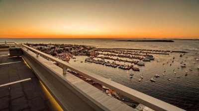 Vendo apartamento 2 dormitorios con vista al puerto en Peninsula, Punta del Este