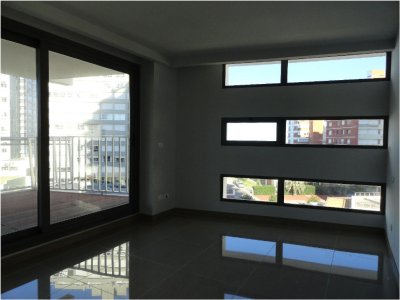 Apartamento en Brava, 2 dormitorios *