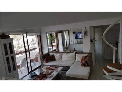 Apartamento en Peninsula, 3 dormitorios *