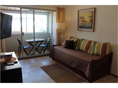 Apartamento en Alquiler y Venta en Península- Punta del Este