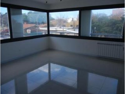 Apartamento en Maldonado, 3 dormitorios *