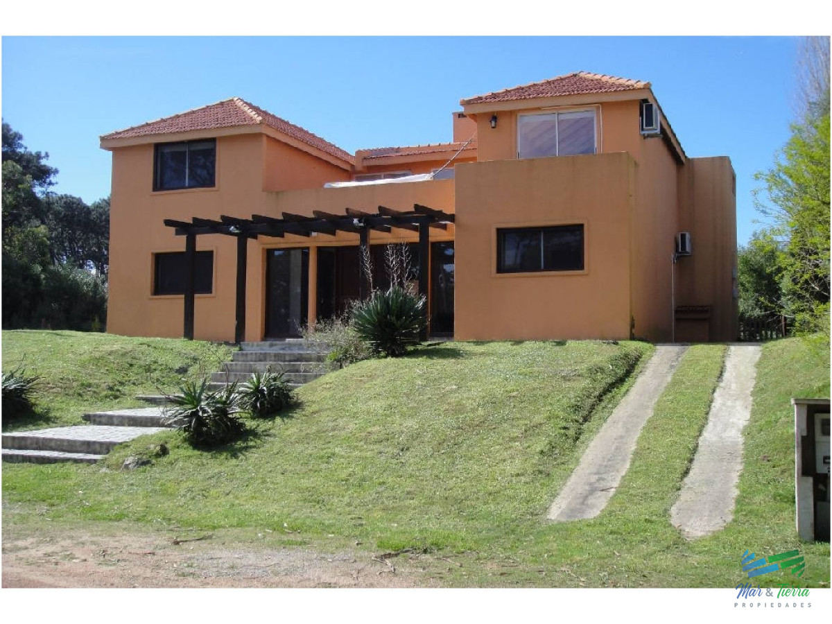 Bo. Cordoba - GoPunta - Portal Inmobiliario de Punta del Este - Maldonado