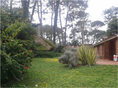 Casa en venta. Zona San Rafael. A pocas cuadras de la playa.