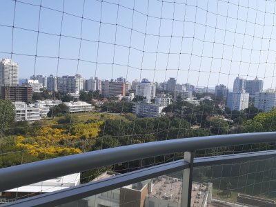 En alquiler, apartamento sobre Roosevelt