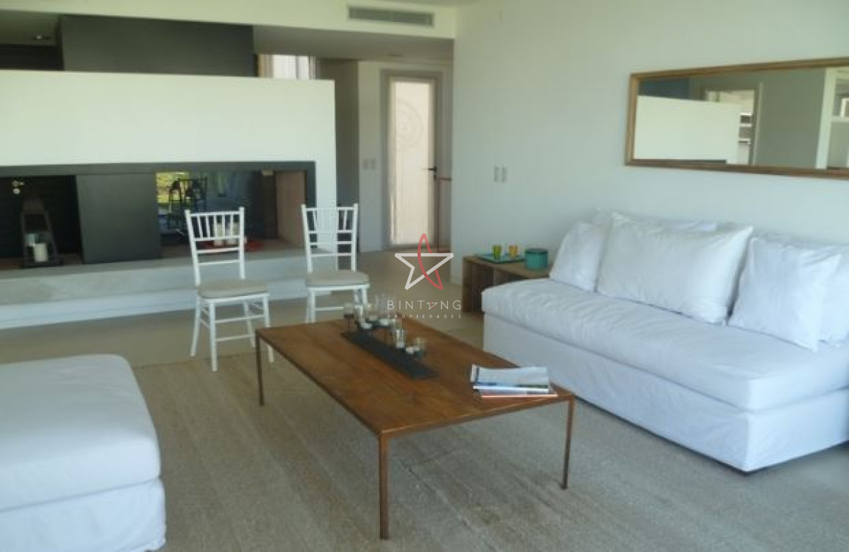 Bikini - GoPunta - Portal Inmobiliario de Punta del Este - Maldonado