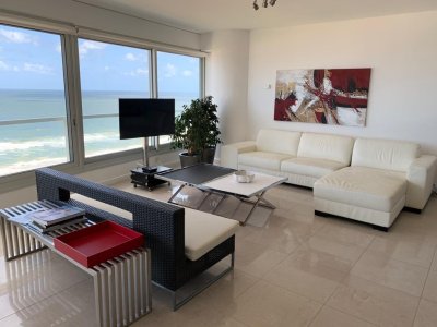 APARTAMENTO, 3 DORM EN SUITE MAS SERVICIO, PLAYA BRAVA, PUNTA DEL ESTE, VENTA Y ALQUILER