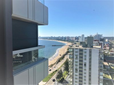 APARTAMENTO, 3 DORMITORIOS + DEP. de SERVICIO, PLAYA MANSA, PUNTA DEL ESTE, VENTA