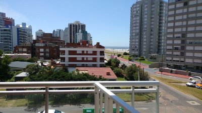 APARTAMENTO, 2 DORM EN SUITE + TOILLETE, PLAYA BRAVA, PUNTA DEL ESTE, VENTA