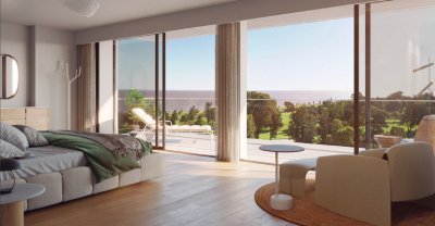 Descubre la oportunidad de vivir en uno de los barrios más emblemáticos de Montevideo. 

Este exclusivo Duplex de 657 m², orientado al norte, te ofrece un estilo de vida inigualable, donde la amplitud y el diseño se fusionan para brindarte el hogar de tus sueños, con vistas panorámicas en la bahía de la rambla y el verde de la copa de los arboles de la ciudad y el club de Golf.

Nivel 1 - Piso 10 :
- Pallier privado.
- Total privacidad en las áreas de descanso y cuidado personal .
- Se destaca por las mejores vistas 360 de la ciudad.
- Espectacular Suite Principal : 
Pisos de madera de alta gama importados de Europa FB HOUT.
Cortinas motorizadas de enrollar en aluminio.
Vestidor de grandes dimensiones con placares PIANCA, con interiores completos.
Baño en suite con pisos de cuarzo de las mejores marcas como MARAZZI , bañera con hidromasaje y wetroom, grifería de alta calidad.
.-1 dormitorio con baño en suite, Vestidor con placares con interiores completos.
- 2 dormitorios con baño en suite , con la misma calidad de materiales .
- Family Room .
Cada espacio esta  diseñado con elegancia y funcionalidad, garantizando comodidad en cada rincón. 
Nivel 2 - Piso 11:
En el piso superior se desarrolla el área social de apartamento.
- Paller privado.
- El living , un espacio versátil y acogedor, te invita a relajarte y disfrutar de la  vista.
- Terraza al frente de grandes dimensiones con espectaculares  vistas al mar y al Club de Golf. Es una prolongación de las unidades con barandas  y vidrios de seguridad.
- Comedor de grandes dimensiones.
- Cocina con isla central  y comedor diario , amplia, luminosa, equipada con electrodomésticos anafe, horno y microondas de empotrar, campana, lavavajillas y heladera panelable, Mesada de cuarzo DECKTON y Mobiliario VENETA CUCINE  encima y bajo mesada - Terraza.
- Toilette de recepción.
- Dependencia de servicio con  baño en suite, entrada independiente.
Este apartamento no solo es un hogar, sino un estilo de vida. Con materiales de alta calidad, brindando confort y seguridad. 
Ventanales con doble vidrio Hermético e Iluminación Samart Control. 

Amenities que elevan tu calidad de vida, tendrás todo lo que necesitas al alcance de tu mano.
- Impresionantes vistas desde la Terraza panorámica con paisajismo y fogón. 
- Solárium, perfectos para disfrutar de un atardecer en la ciudad.
- Barbacoa, Sala Gourmet totalmente equipada.
- Yoga Garden.

Garages con Bauleras individuales por apartamento.
Previsión  para cargadores de autos eléctricos.
Cada unidad contara con portero eléctrico con sistema de video.
El Edificio tendrá un sistema de monitoreo y seguridad con los mas altos niveles.

No dudes en consultarnos 
BINTANG Propiedades.