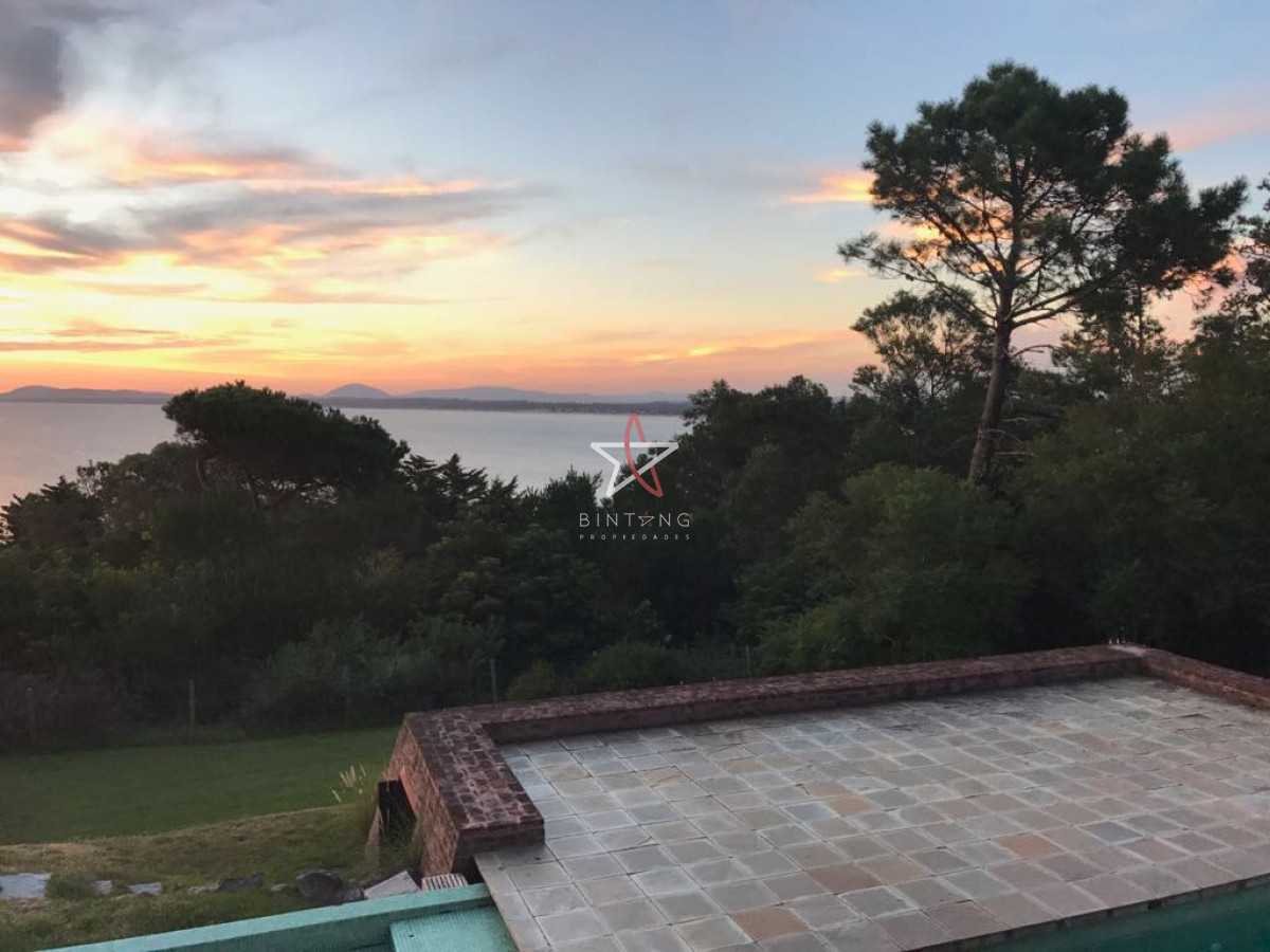 Lomo de la Ballena - GoPunta - Portal Inmobiliario de Punta del Este - Maldonado