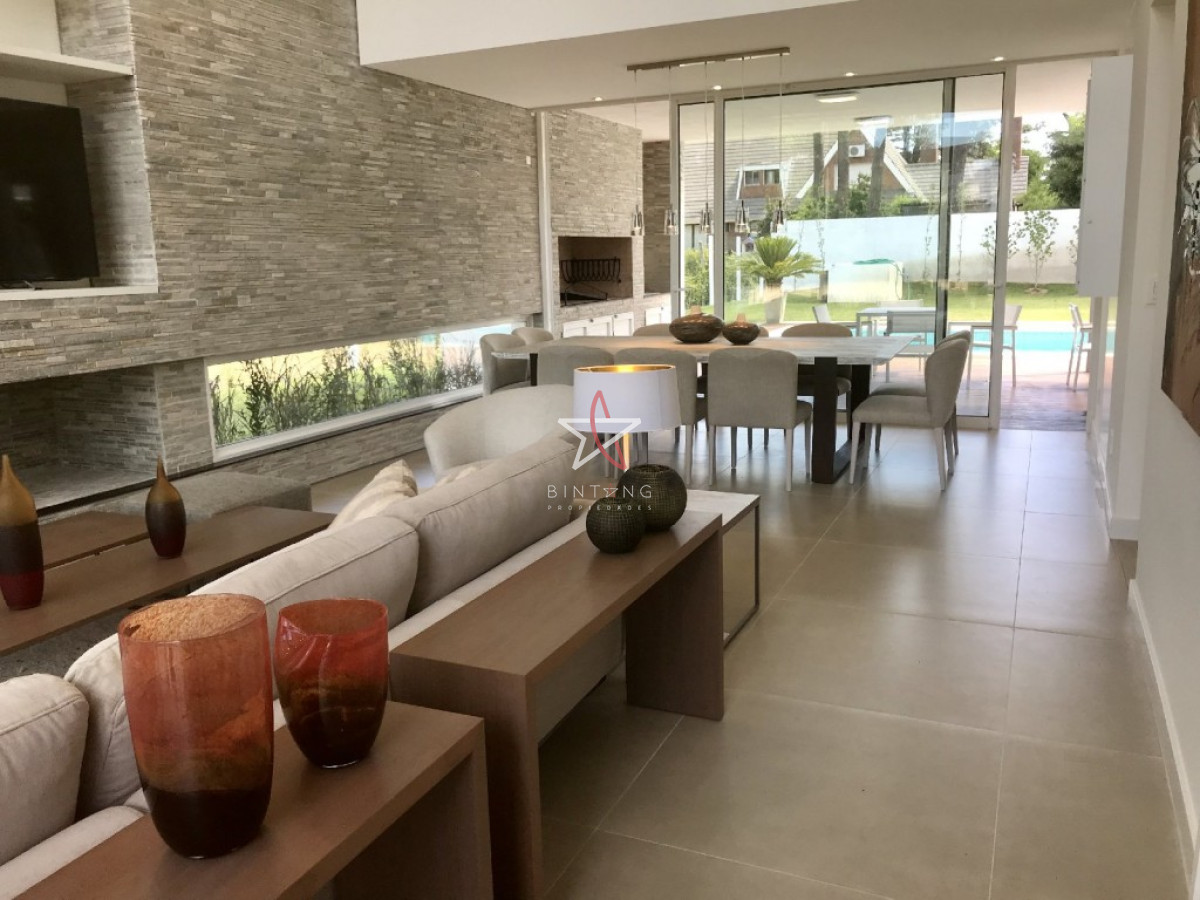 Boulevard Artigas - GoPunta - Portal Inmobiliario de Punta del Este - Maldonado
