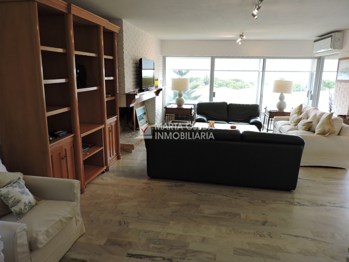 Brava - GoPunta - Portal Inmobiliario de Punta del Este - Maldonado