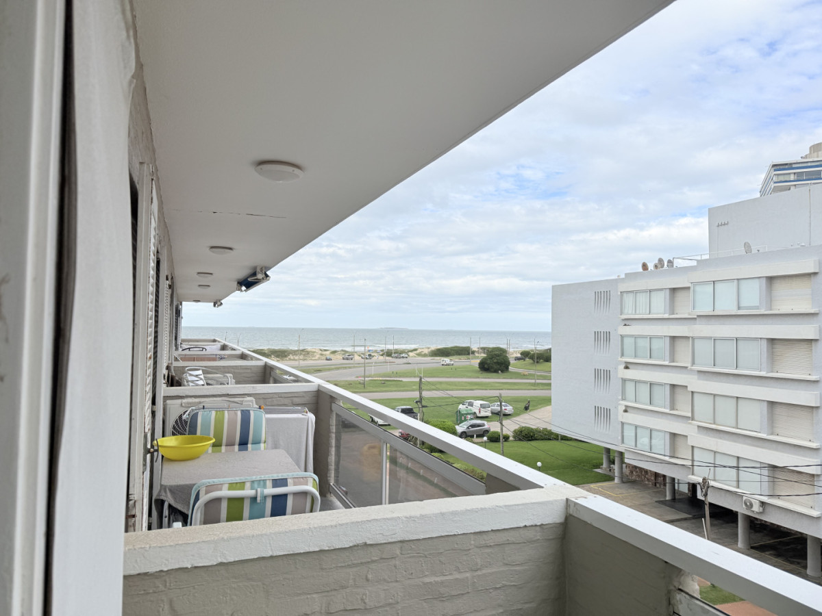 Imagen de Parada 6 Brava | Unidad de 1 Dormitorio con Vista al Mar
