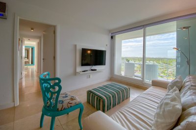 Venta apartamento en YOO 2 dormitorios Punta del Este 