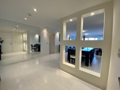 Apartamento en Punta del Este, Mansa