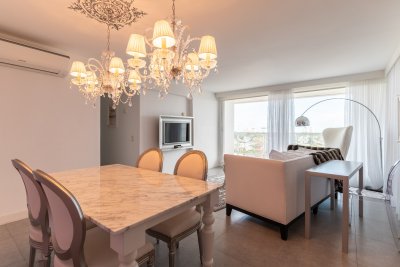 Apartamento a pasos del Shopping!