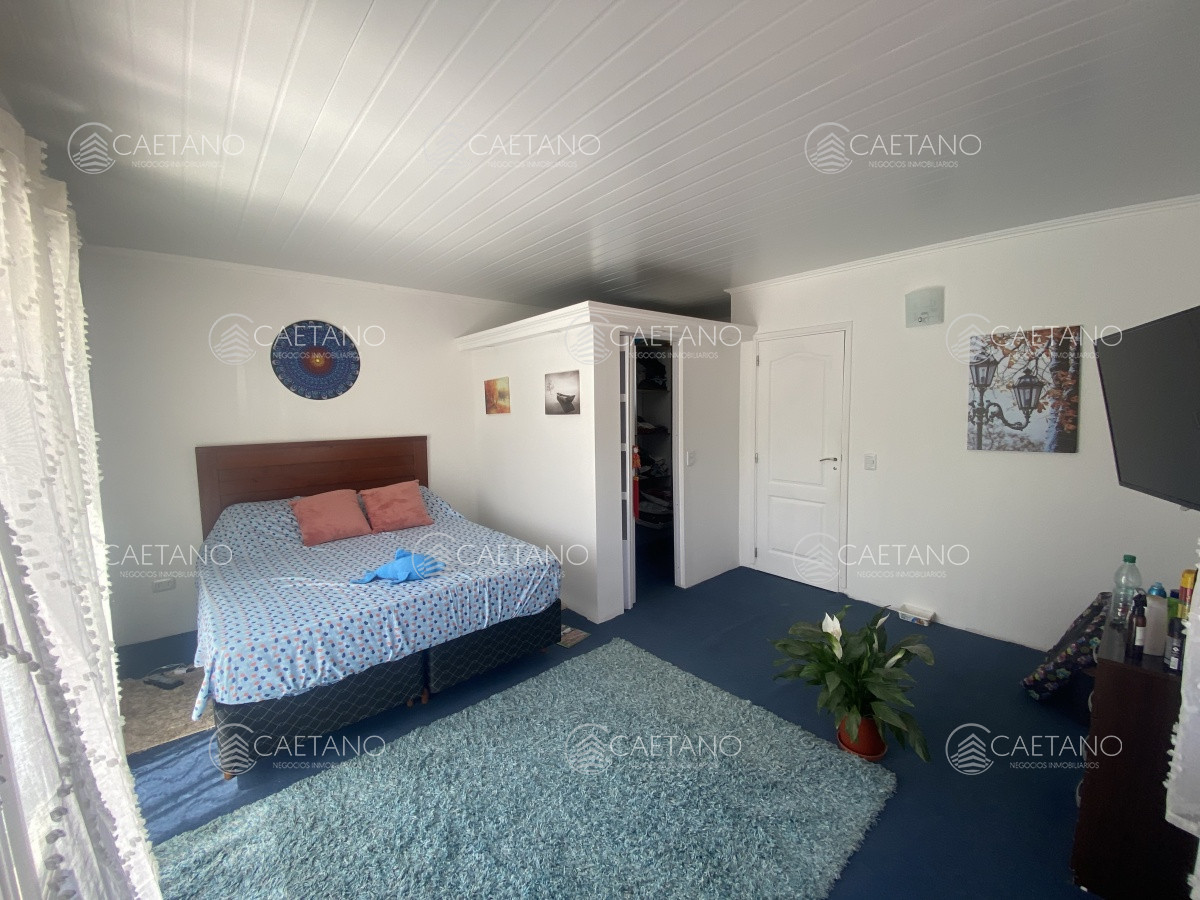 venta casa con locales en lausana - dmc10389c