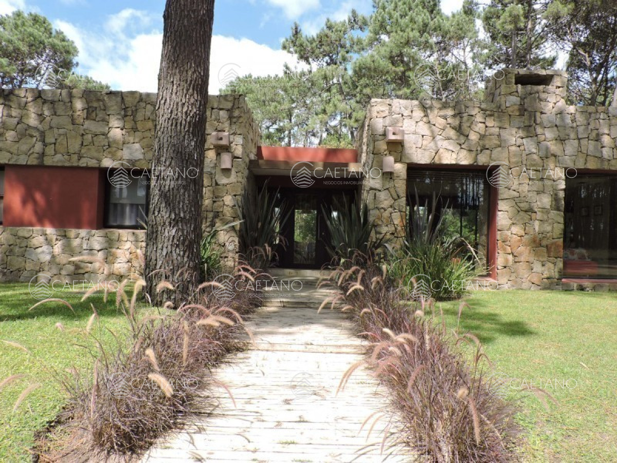 Laguna Blanca - GoPunta - Portal Inmobiliario de Punta del Este - Maldonado