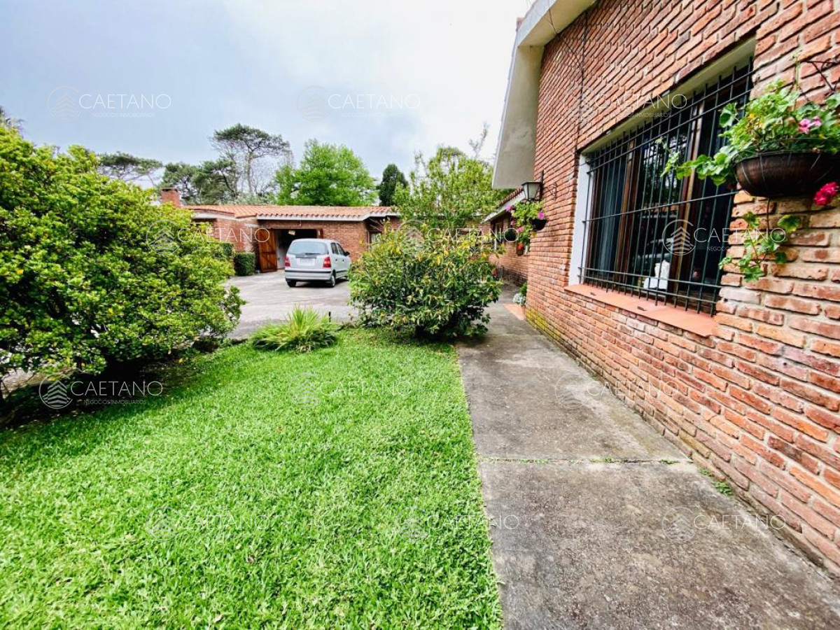 Camino a la Laguna - GoPunta - Portal Inmobiliario de Punta del Este - Maldonado