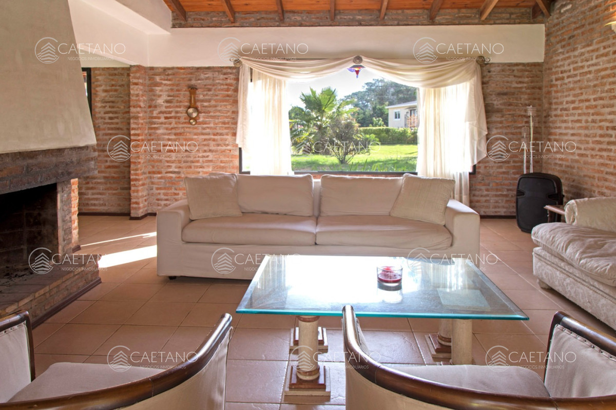 Marly - GoPunta - Portal Inmobiliario de Punta del Este - Maldonado