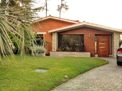 Casa en Punta del Este, Mansa