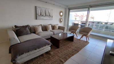 Venta, apartamento, 3 dormitorio, con servicios, Aidy Grill, Punta del Este