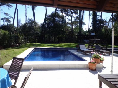 Venta, Casa, 4 dormitorios, Lugano, Punta del Este