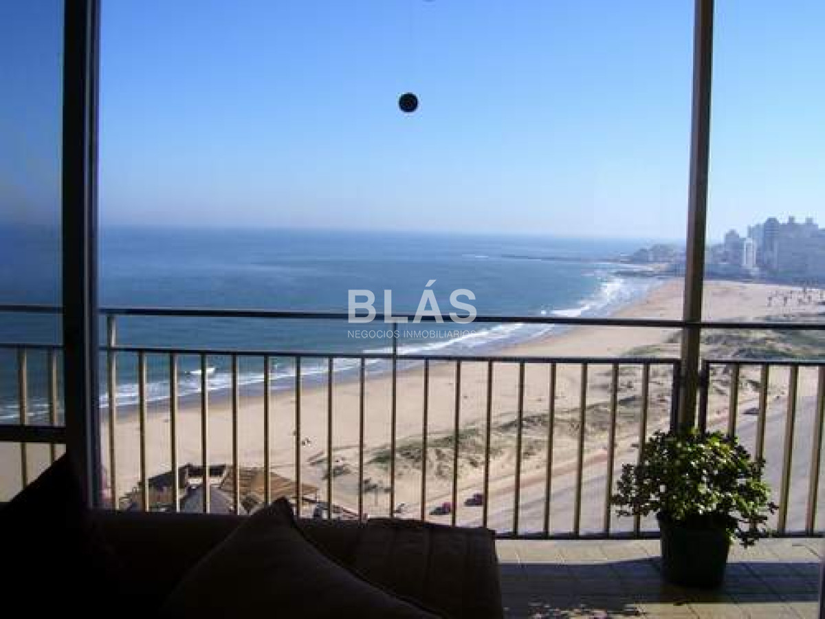 Brava - GoPunta - Portal Inmobiliario de Punta del Este - Maldonado