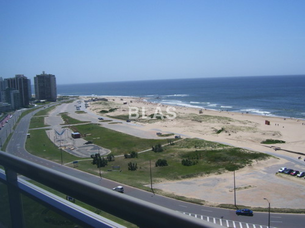 Brava - GoPunta - Portal Inmobiliario de Punta del Este - Maldonado