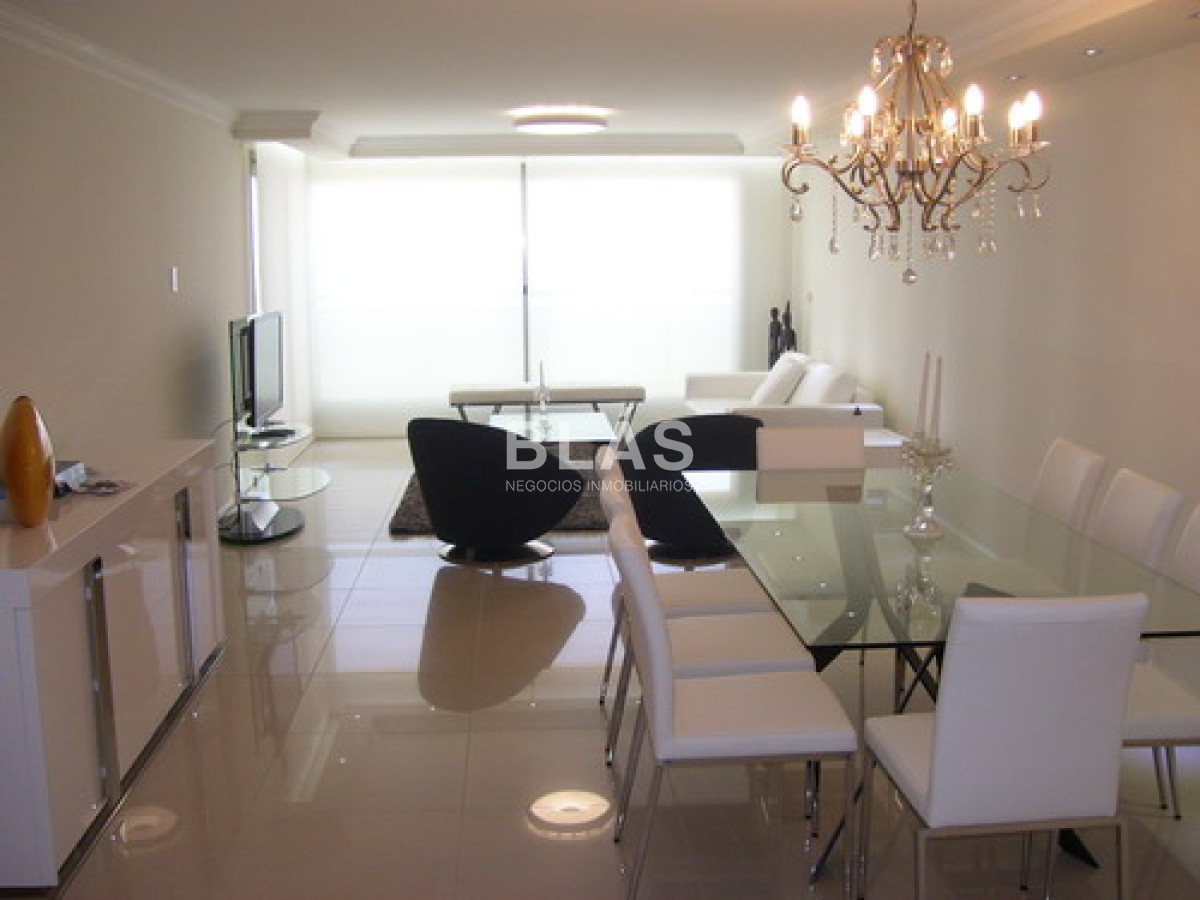 Brava - GoPunta - Portal Inmobiliario de Punta del Este - Maldonado