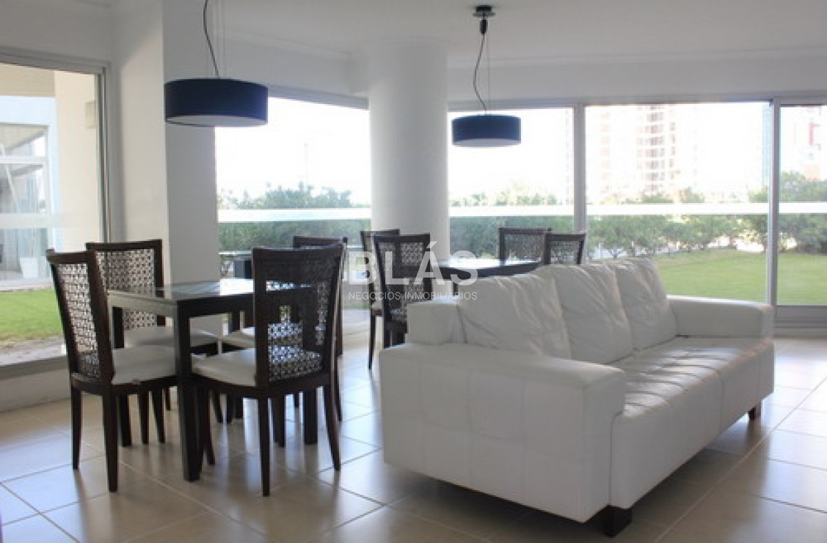 Brava - GoPunta - Portal Inmobiliario de Punta del Este - Maldonado