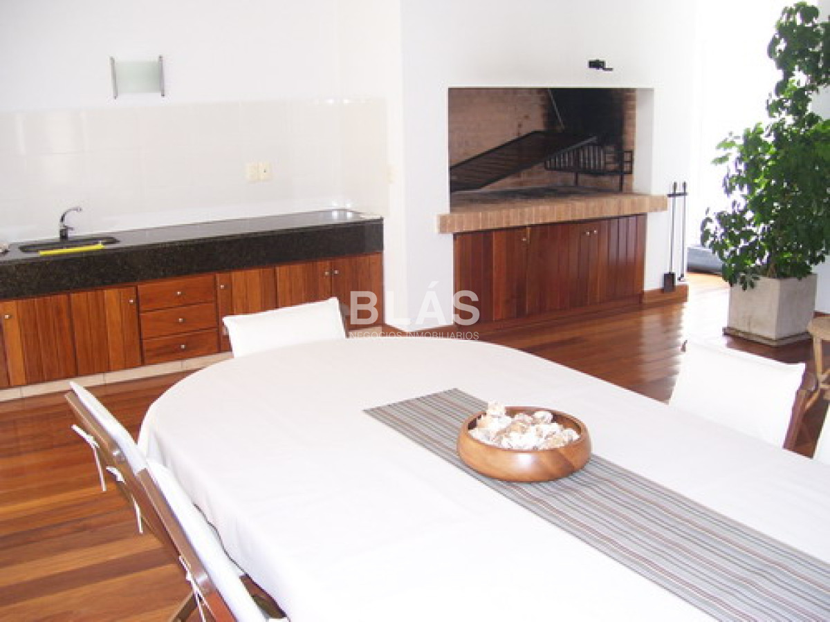 Brava - GoPunta - Portal Inmobiliario de Punta del Este - Maldonado
