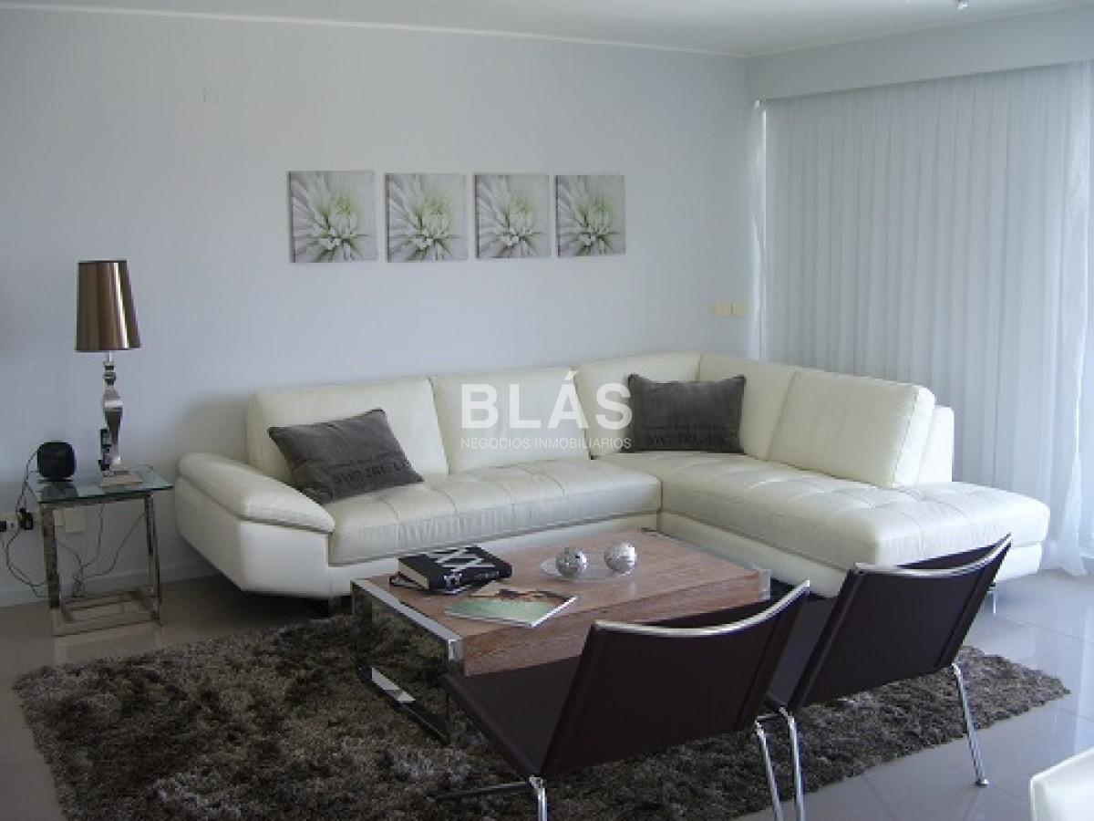 Mansa - GoPunta - Portal Inmobiliario de Punta del Este - Maldonado