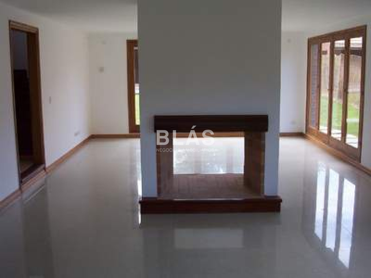 Lugano - GoPunta - Portal Inmobiliario de Punta del Este - Maldonado