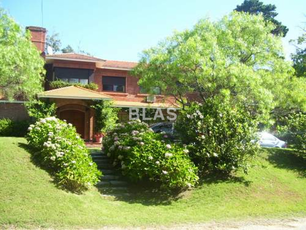 Golf - GoPunta - Portal Inmobiliario de Punta del Este - Maldonado