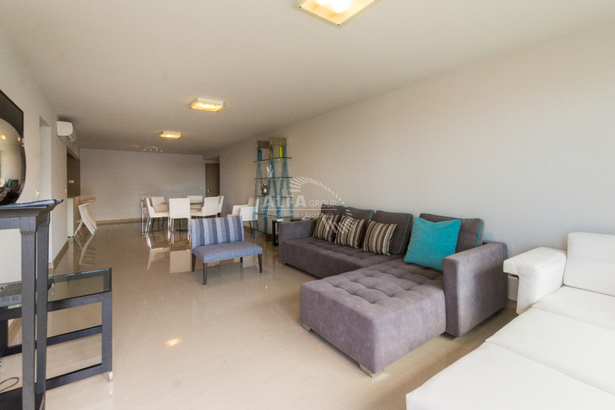 Brava - GoPunta - Portal Inmobiliario de Punta del Este - Maldonado