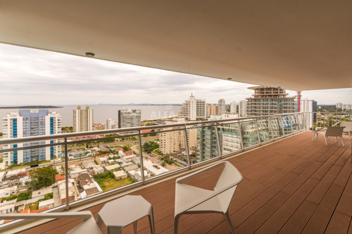Brava - GoPunta - Portal Inmobiliario de Punta del Este - Maldonado