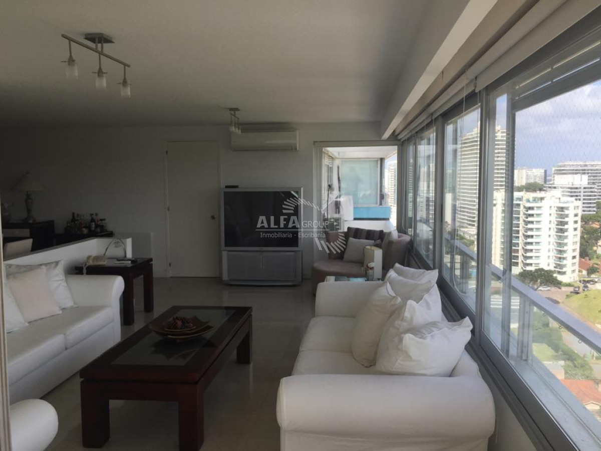 Brava - GoPunta - Portal Inmobiliario de Punta del Este - Maldonado
