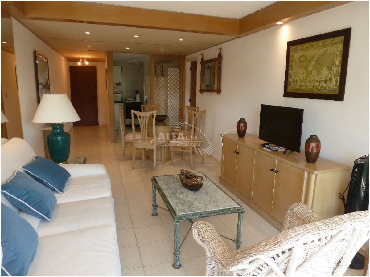 Aidy Grill - GoPunta - Portal Inmobiliario de Punta del Este - Maldonado
