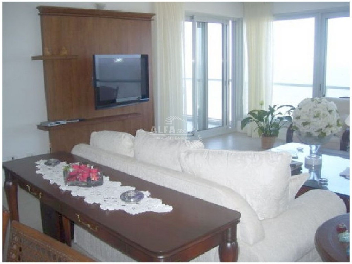 Brava - GoPunta - Portal Inmobiliario de Punta del Este - Maldonado