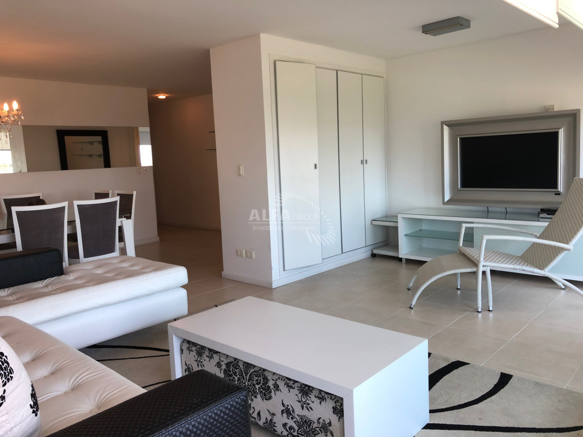 Aidy Grill - GoPunta - Portal Inmobiliario de Punta del Este - Maldonado